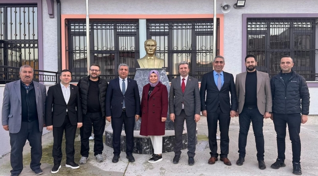 KOCADEF, Darıca ve Gebze'deki okullara Atatürk büstü yaptırdı