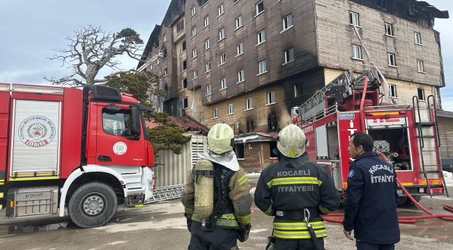 Kocaeli İtfaiyesi, otel yangınında aktif görev aldı