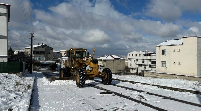 Çayırova'da ekipler kar teyakkuzunda