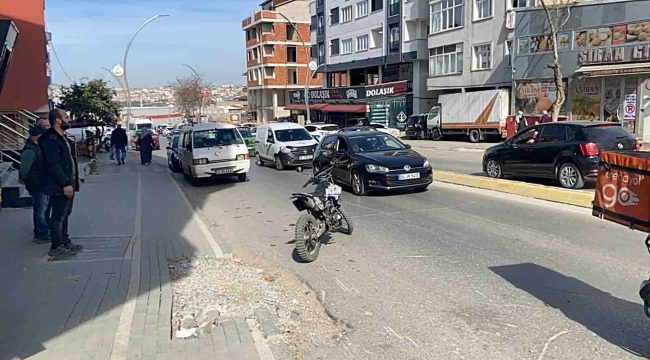 Motosikletin çarptığı kadın yaralandı