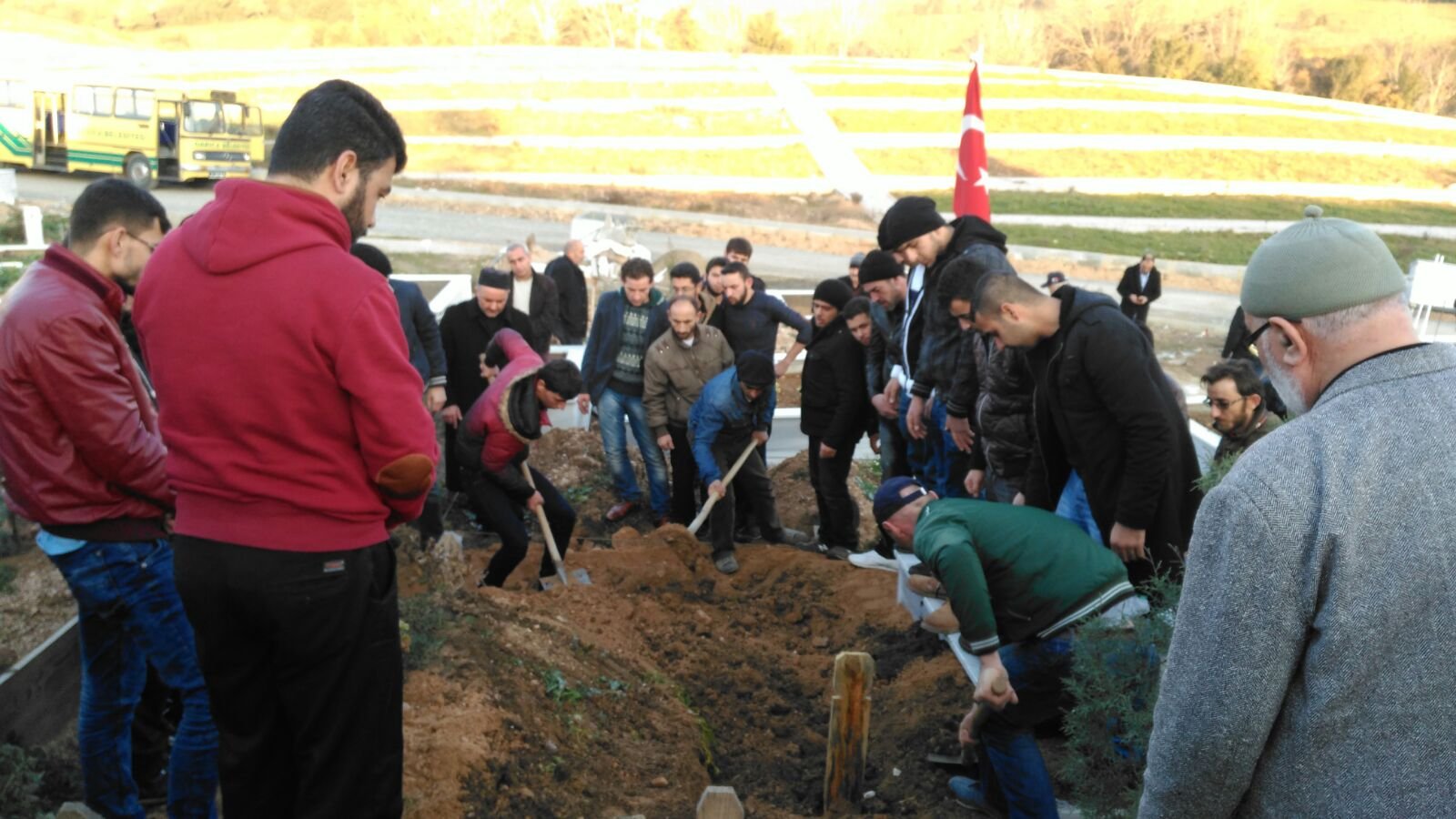 Çatıdan düşen Suriyeli işçi öldü