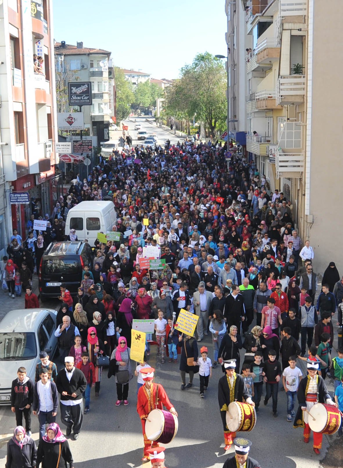 Darıca'da peygamber sevgisi sokaklara sığmadı