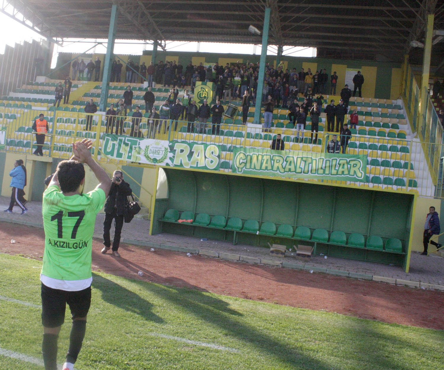 Bu galibiyet Aziz'e hediye! 3-1