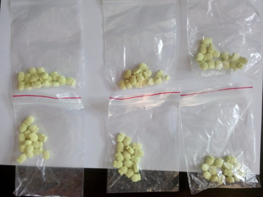 41 adet Ecstasy'le yakalandı