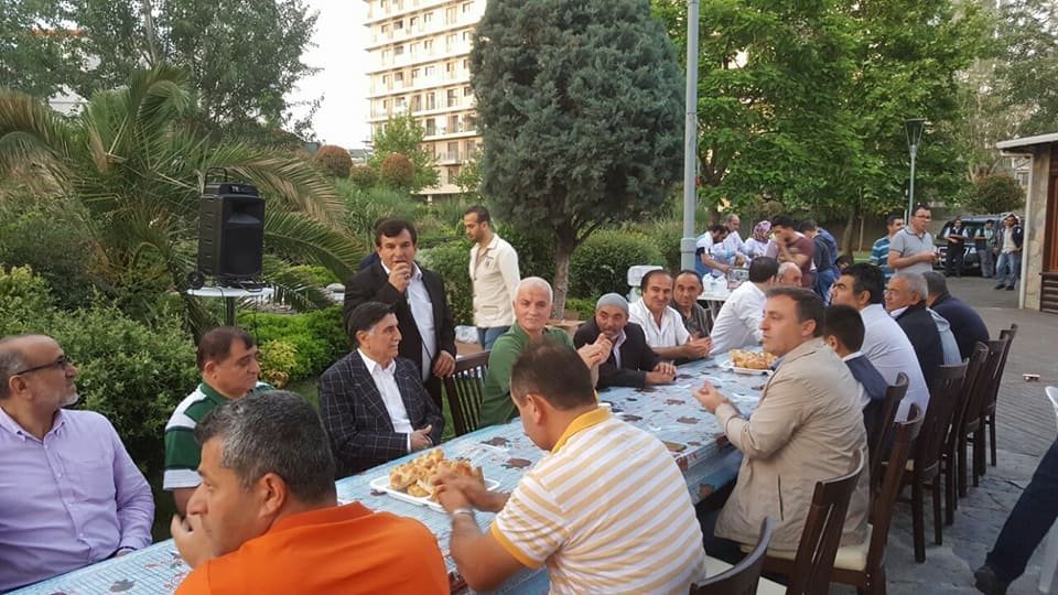 İbrahim Pilavcı, hemşerilerine iftar verdi