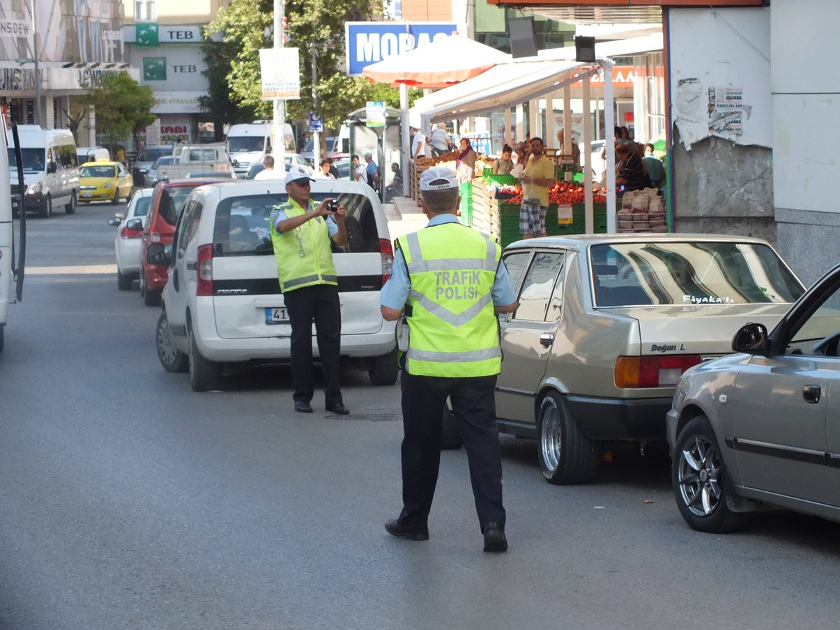 Darıca'da sorumsuz sürücülere ceza