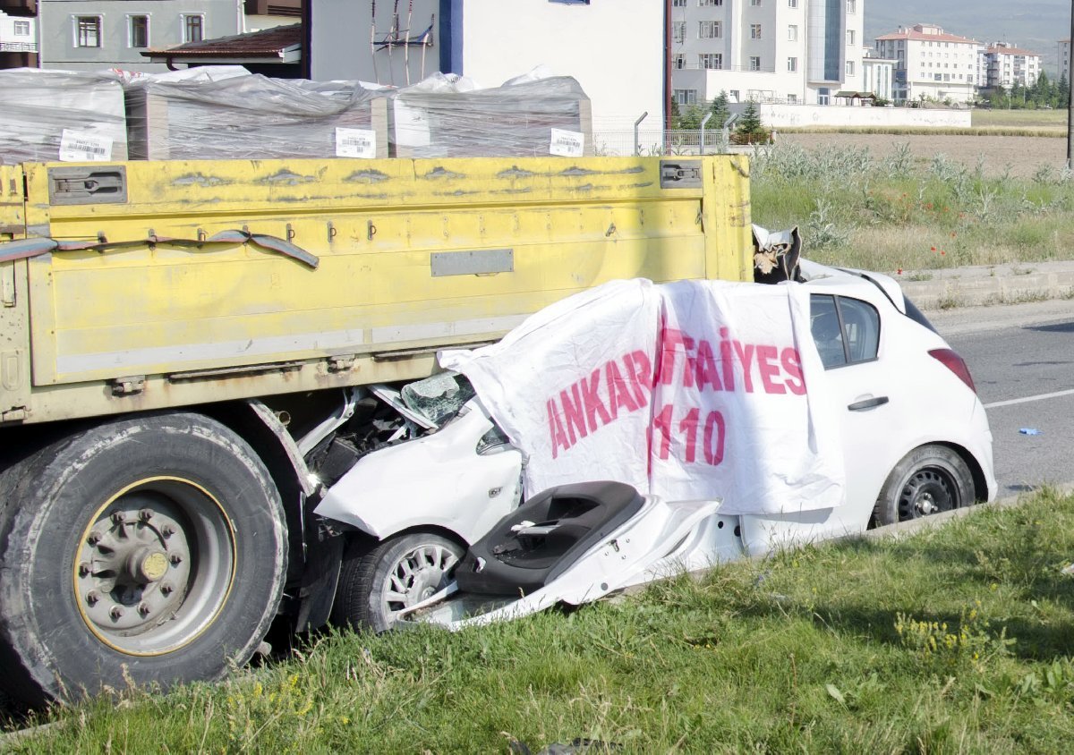 Gebzeli aile Ankara'da kaza yaptı: 3 ölü 1 yaralı!