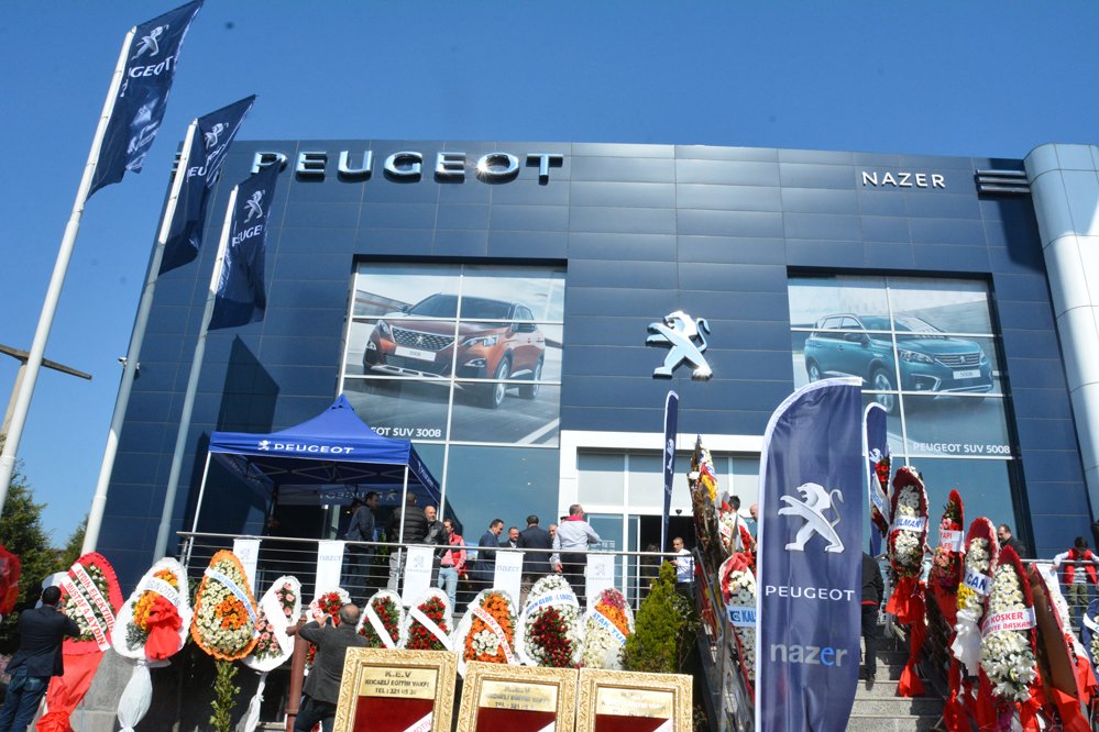 Nazer Peugeot'tan muhteşem açılış