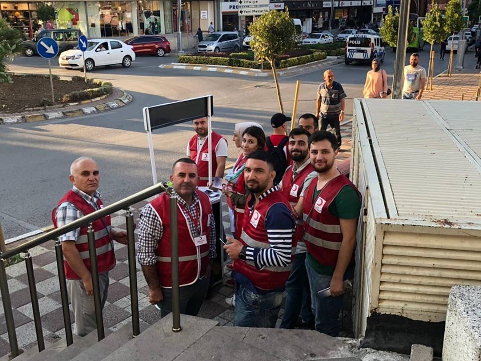 Kızılay Darıca, vekâlet standı açtı