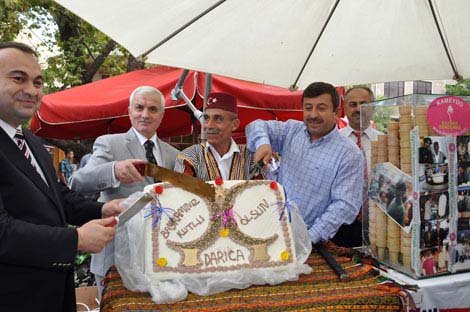 Kent bayramlaşması bayramın birinci gününde