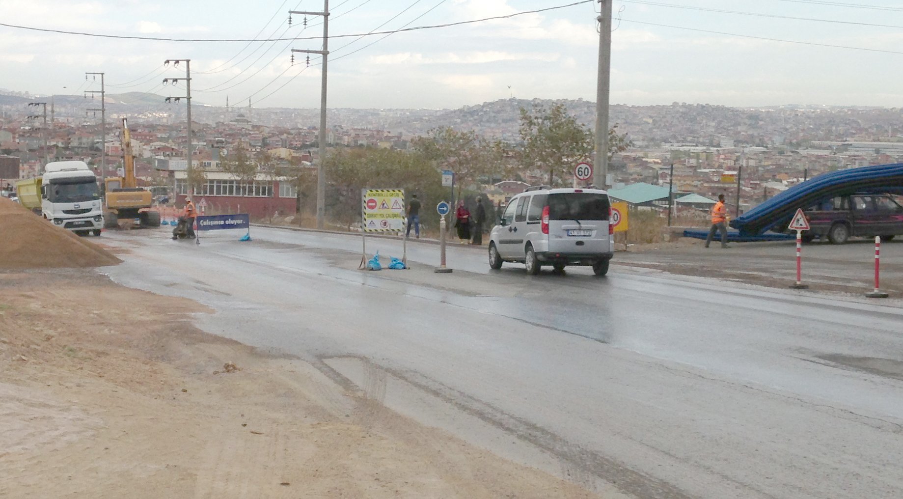 Işıklı levha ve bariyer koymak zorundasınız