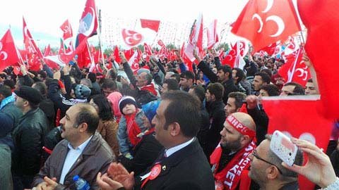 MHP Darıca mitinge çıkarma yaptı