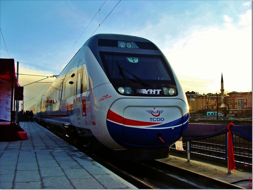 Yüksek Hızlı Tren'in açılışı meçhul