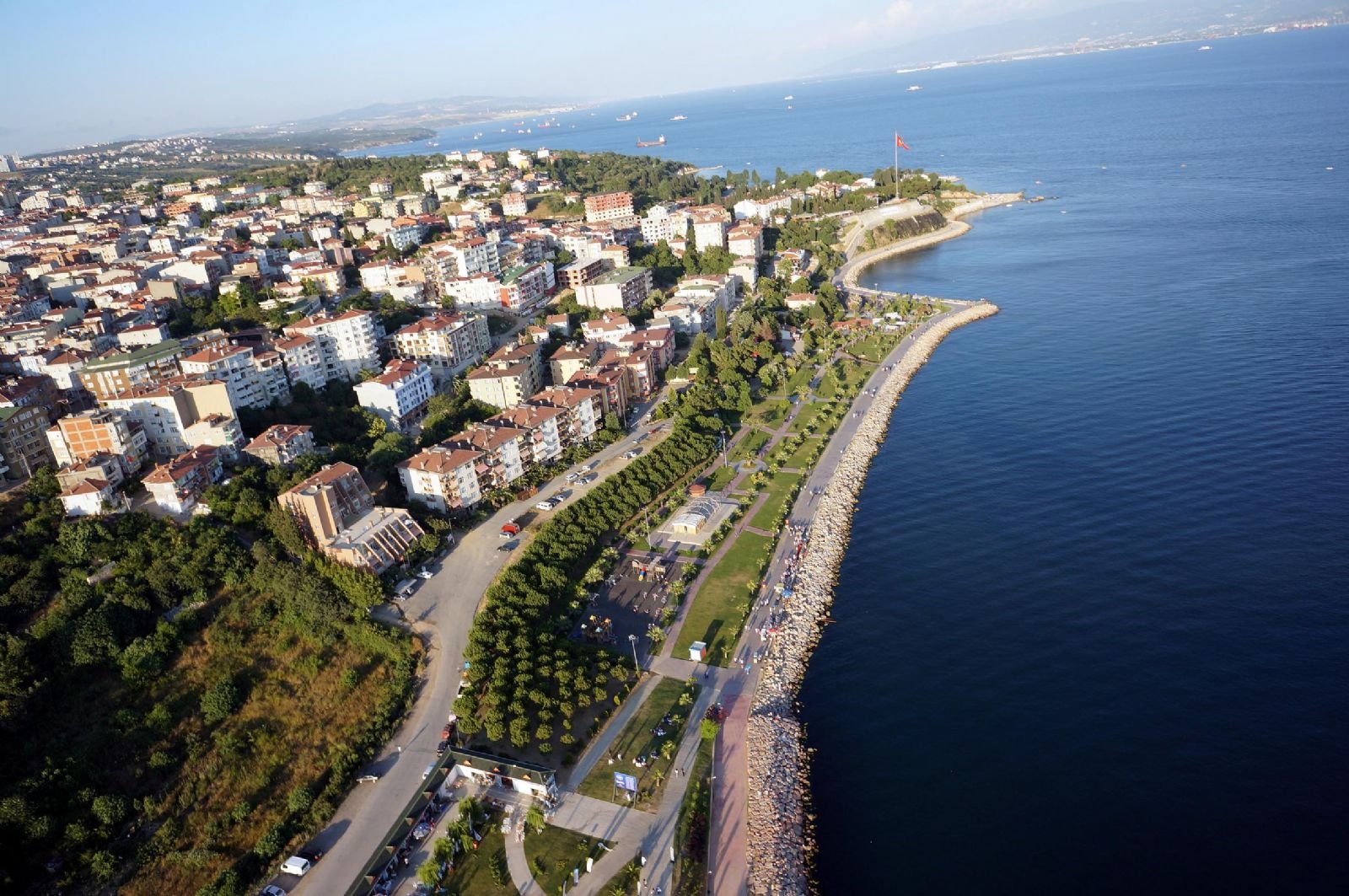 Büyükşehir'in üvey evladı Darıca!