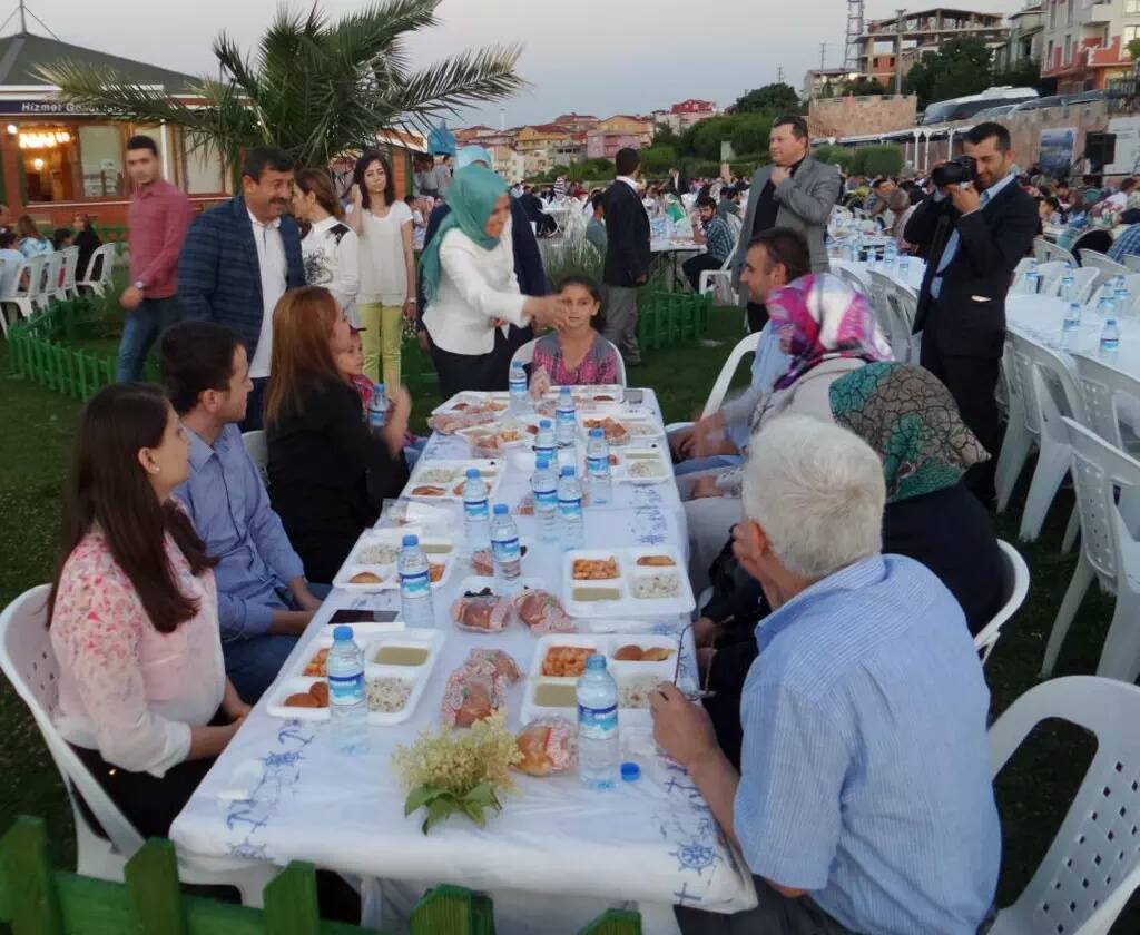 Darıca'daki Bolulular iftarda buluştu