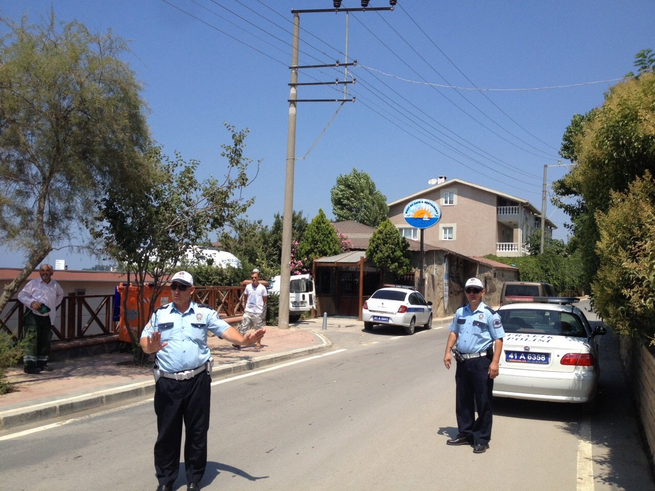 Polis Plajlarda göz açtırmıyor!